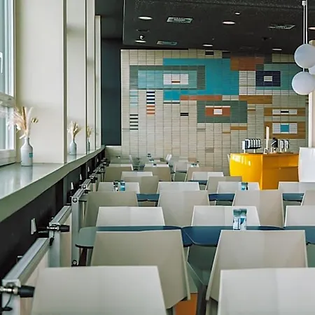 Hotel Prize By Radisson, 3*
